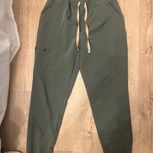 Figs moss Green medium tall Zamora joggers